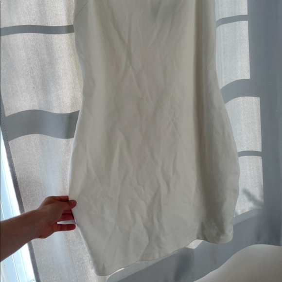 STUNNING LULUS BODYCON DRESS SIZE MEDIUM (NEW NEVER WORN) - Picture 4 of 4